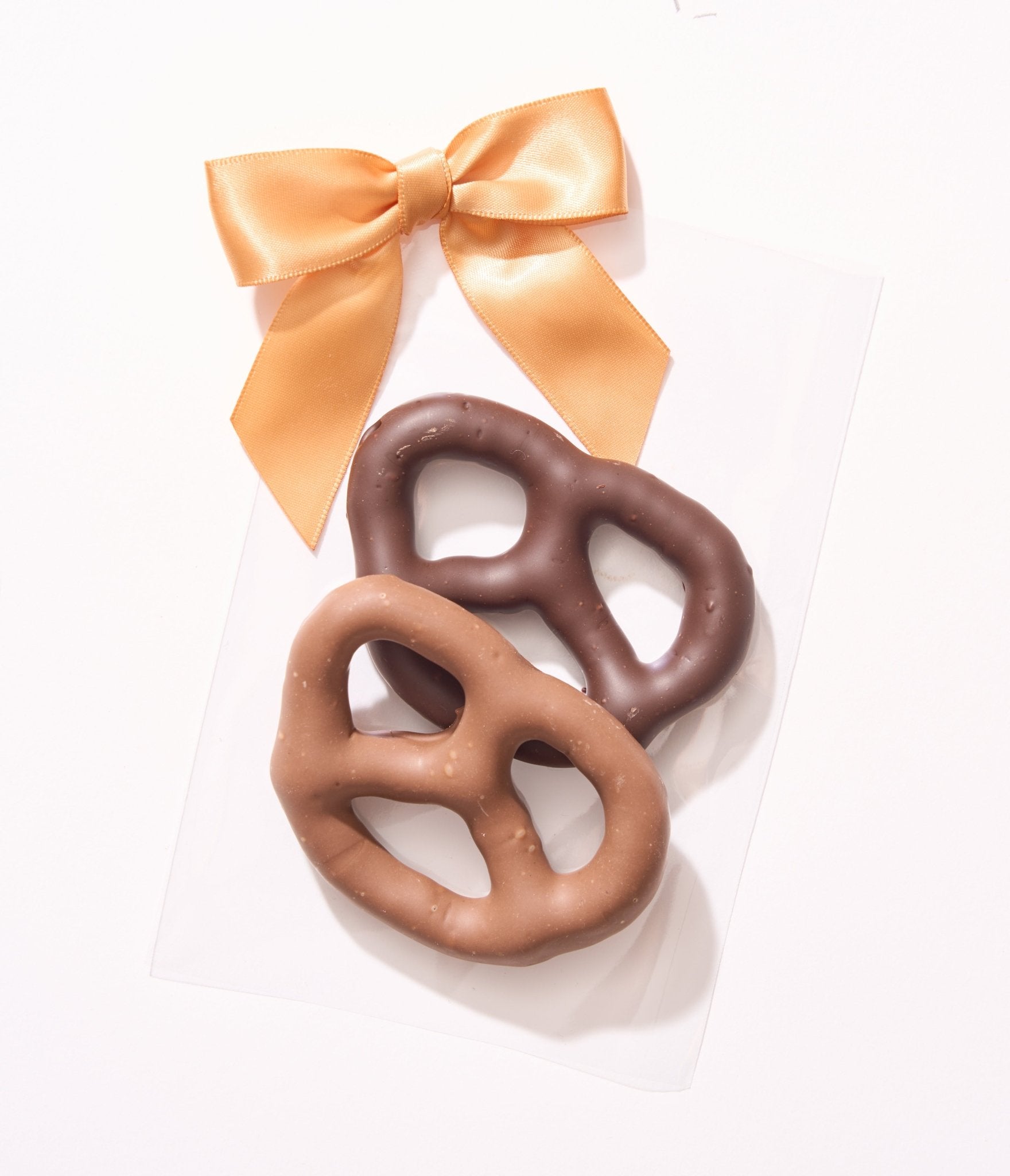 Milk and Dark Chocolate Covered Pretzel Favor Mix (20 - Count) - Handmade | Mueller Chocolate Co.